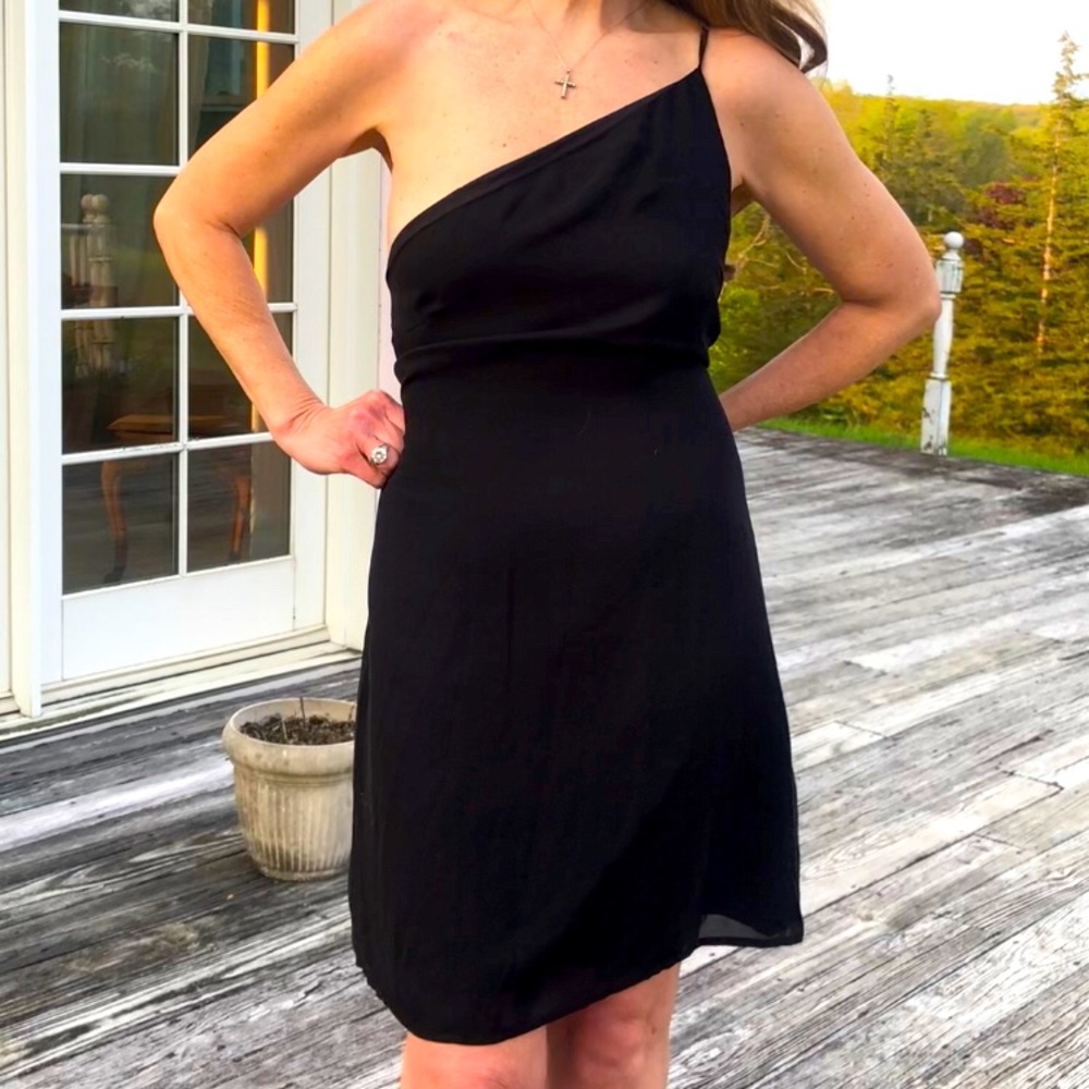 Forever 21 Contemporary One Shoulder Backless Dress